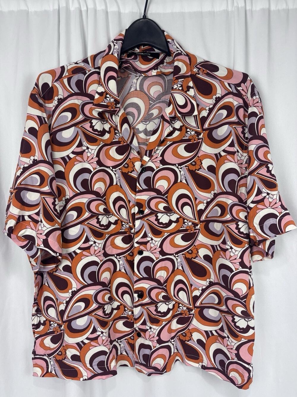 Fashion Nova Men’s Short Sleeve Button Up Shirt Size M 70’s Paisley Retro